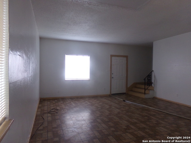 Image 25 of 30 For 4835 Gus Eckert  3