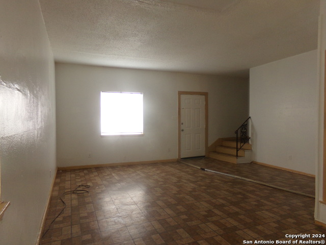 Image 26 of 30 For 4835 Gus Eckert  3