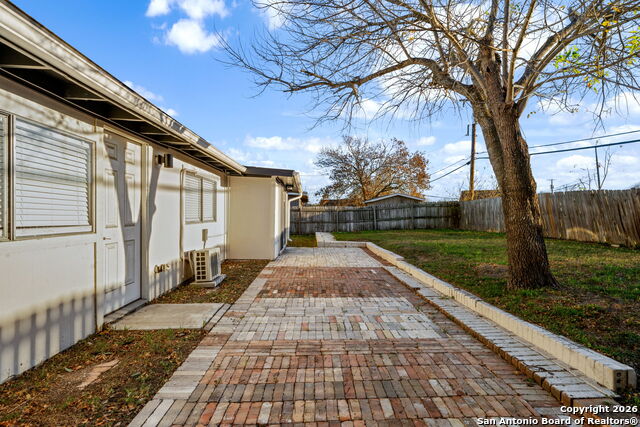 Image 36 of 39 For 1013 North Blvd