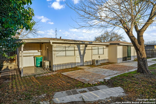 Image 37 of 39 For 1013 North Blvd