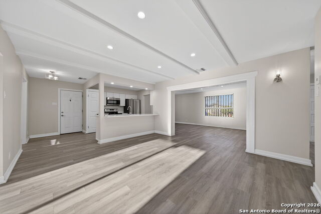 Image 7 of 39 For 1013 North Blvd