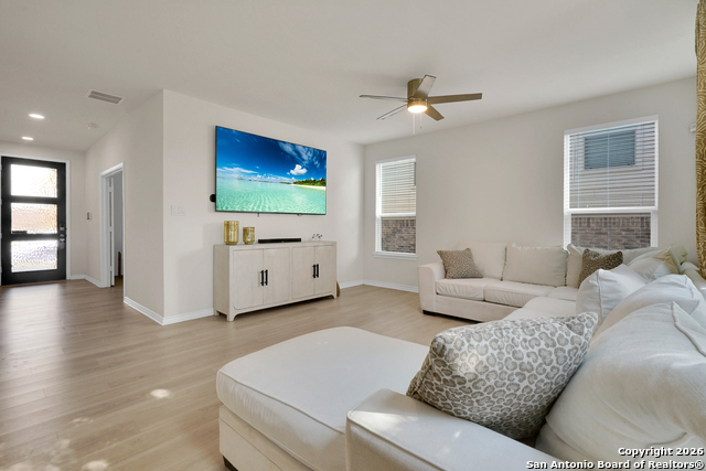 Image 11 of 43 For 3634 Marvel  