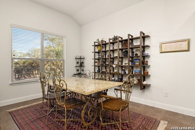 Image 14 of 37 For 880 Haven Point