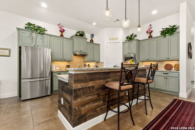 Image 8 of 37 For 880 Haven Point