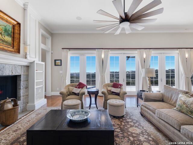 Image 21 of 67 For 8514 Woodpecker Way