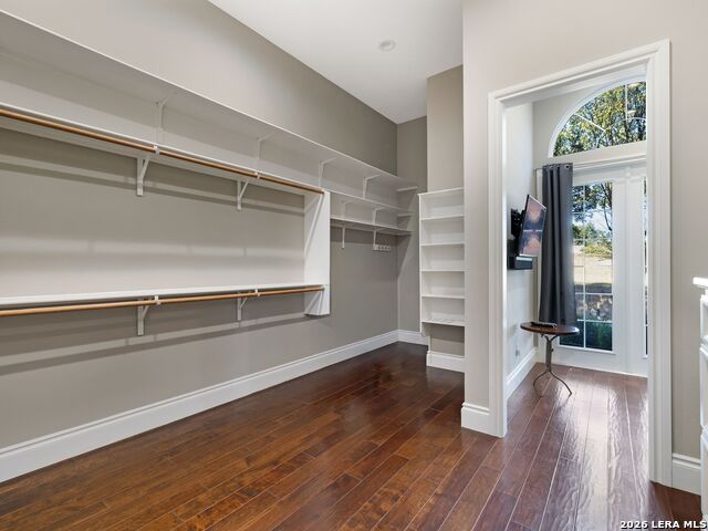 Image 33 of 67 For 8514 Woodpecker Way