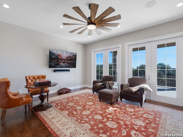 Image 39 of 67 For 8514 Woodpecker Way