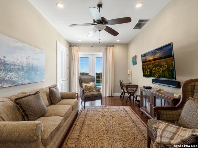 Image 44 of 67 For 8514 Woodpecker Way