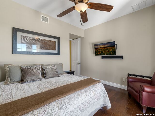 Image 47 of 67 For 8514 Woodpecker Way