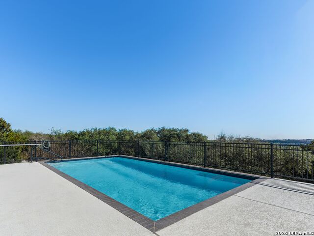 Image 52 of 67 For 8514 Woodpecker Way