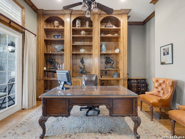 Image 8 of 67 For 8514 Woodpecker Way