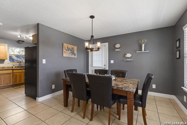 Image 11 of 43 For 1535 Bonnyview Dr