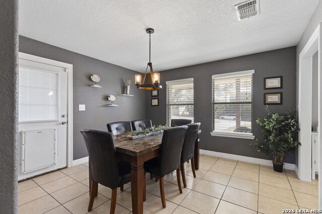 Image 12 of 43 For 1535 Bonnyview Dr