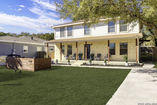 Image 2 of 43 For 1535 Bonnyview Dr