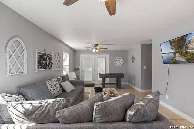 Image 7 of 43 For 1535 Bonnyview Dr