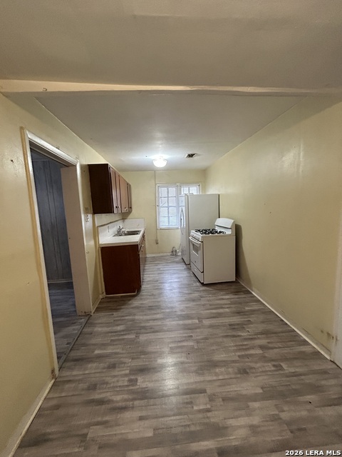 Image 4 of 14 For 239 Hawthorne