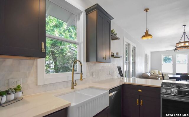 Image 13 of 22 For 823 N Palmetto