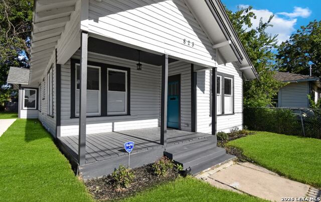 Image 4 of 22 For 823 N Palmetto