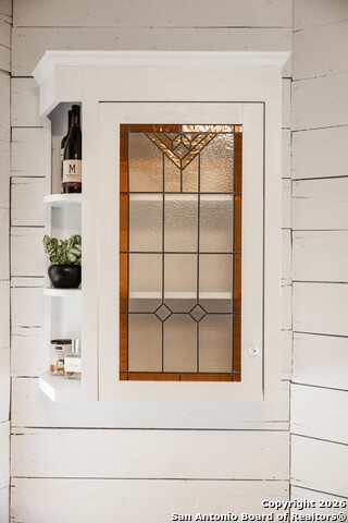 Image 9 of 28 For 545 Willow Ave