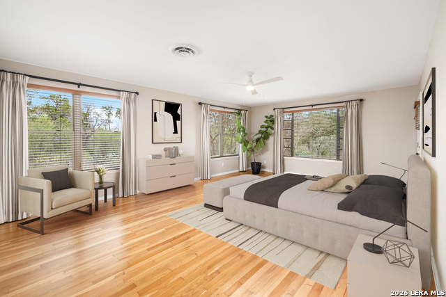 Image 13 of 28 For 162 New York Ave