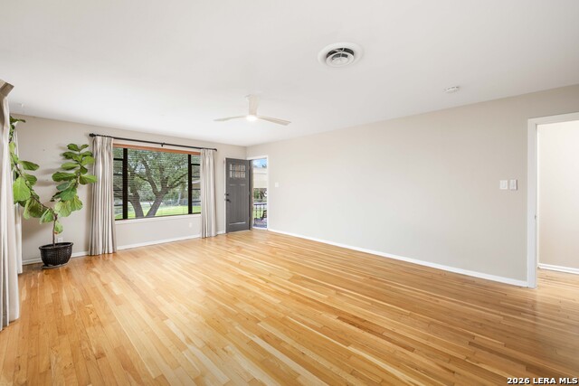 Image 14 of 28 For 162 New York Ave