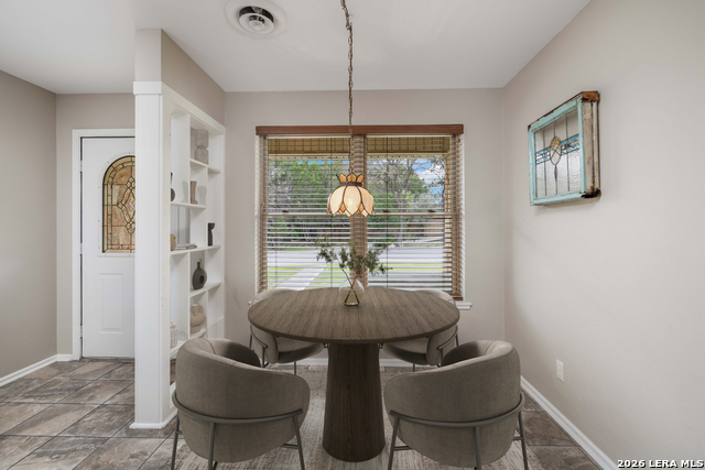 Image 5 of 28 For 162 New York Ave