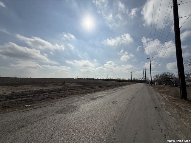 Image 3 of 8 For 225 County Road 3820