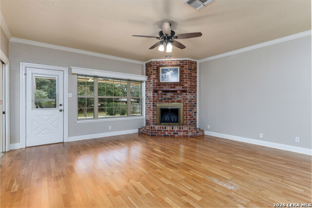 Image 17 of 62 For 604 Elm Street