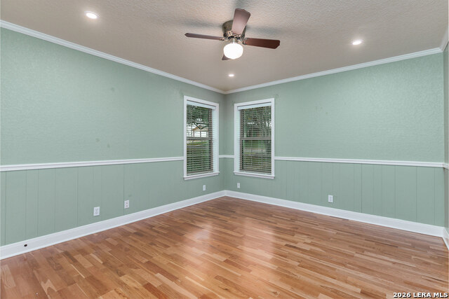 Image 34 of 62 For 604 Elm Street