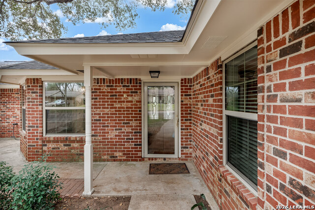 Image 5 of 62 For 604 Elm Street