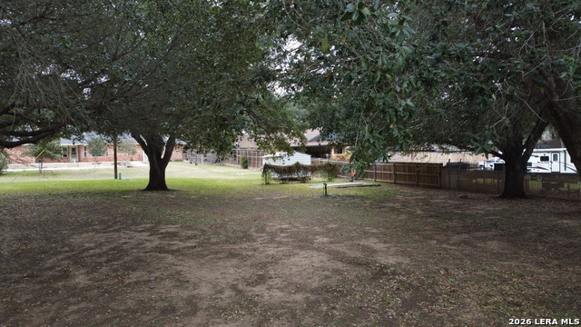 Image 53 of 62 For 604 Elm Street