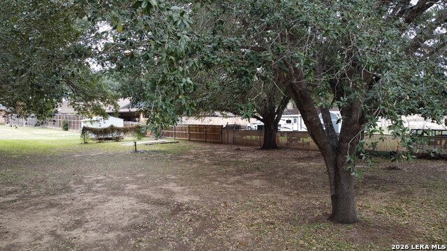 Image 54 of 62 For 604 Elm Street