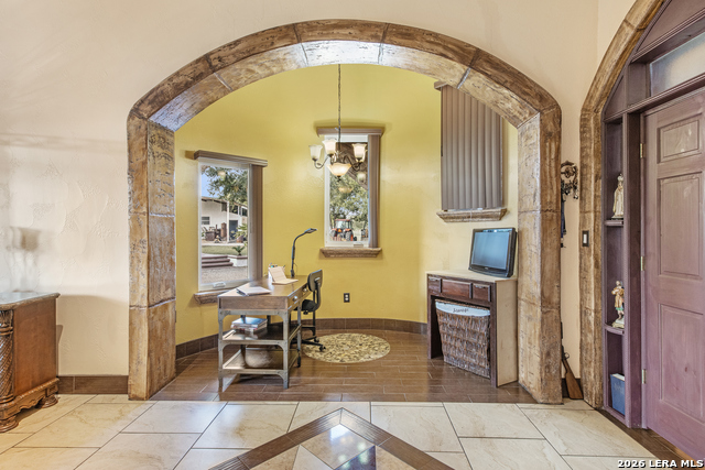 Image 9 of 25 For 13196 Kelly  