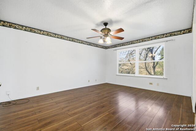 Image 14 of 30 For 1527 Firwick