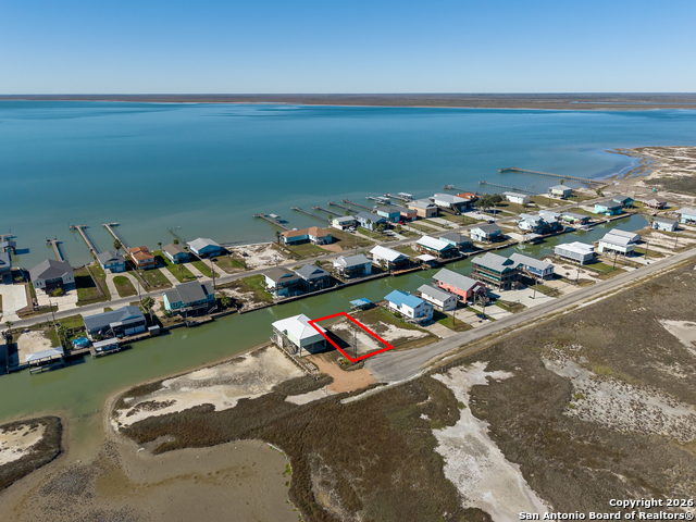 Details for 153 Starfish Dr, Rockport, TX 78382