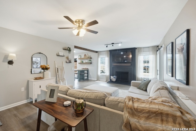 Image 10 of 40 For 9816 Meadow  