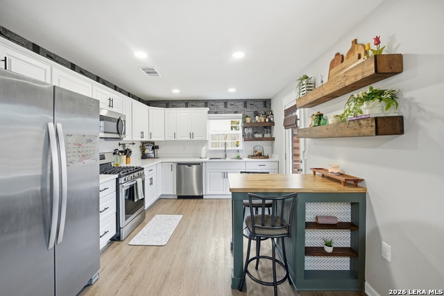 Image 16 of 40 For 9816 Meadow  