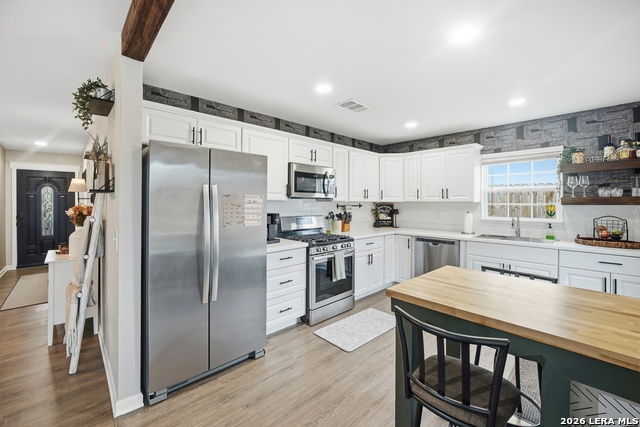 Image 17 of 40 For 9816 Meadow  