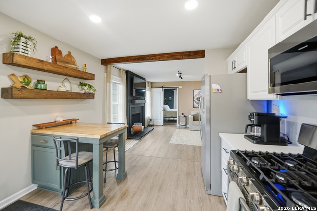 Image 18 of 40 For 9816 Meadow  