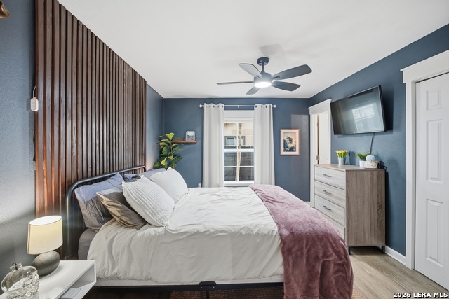 Image 20 of 40 For 9816 Meadow  