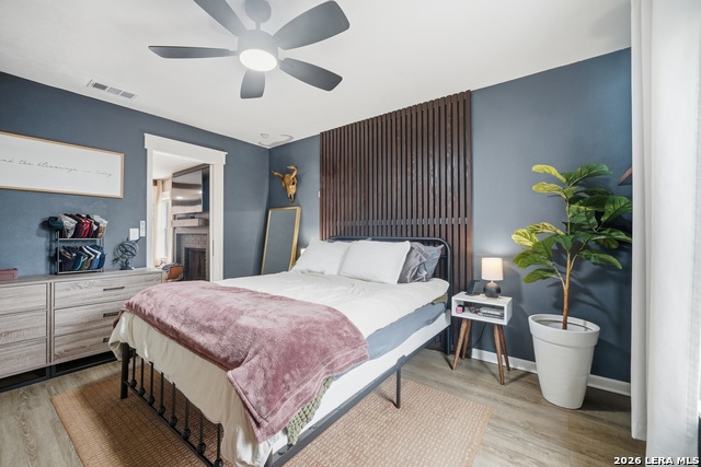 Image 23 of 40 For 9816 Meadow  