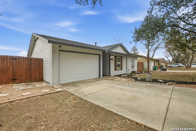 Image 3 of 40 For 9816 Meadow  