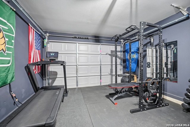 Image 33 of 40 For 9816 Meadow  