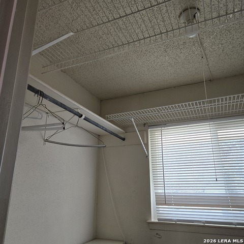 Image 25 of 45 For 6331 Mary Jamison