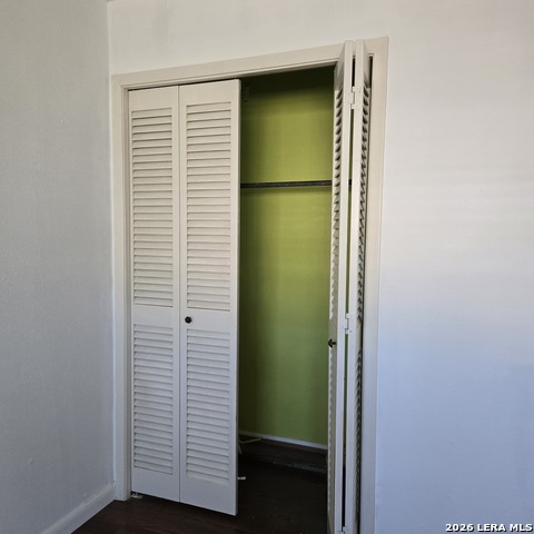 Image 33 of 45 For 6331 Mary Jamison