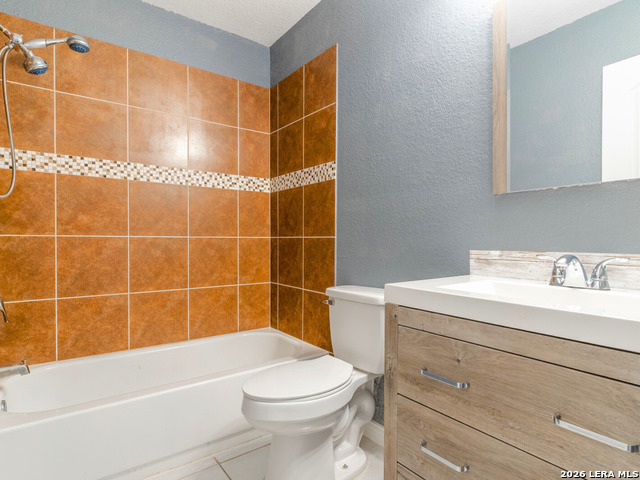 Image 11 of 22 For 1415 Essex  