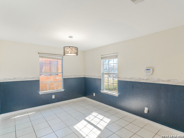 Image 12 of 22 For 1415 Essex  