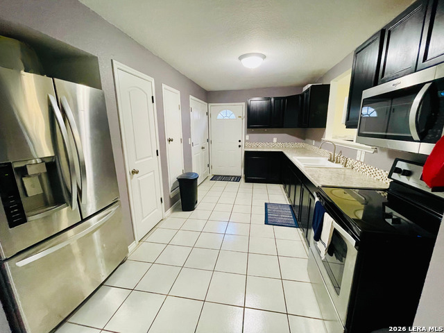 Image 18 of 22 For 1415 Essex  