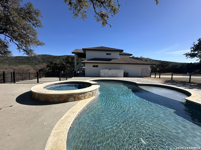 Image 21 of 34 For 118 Skipping Stone