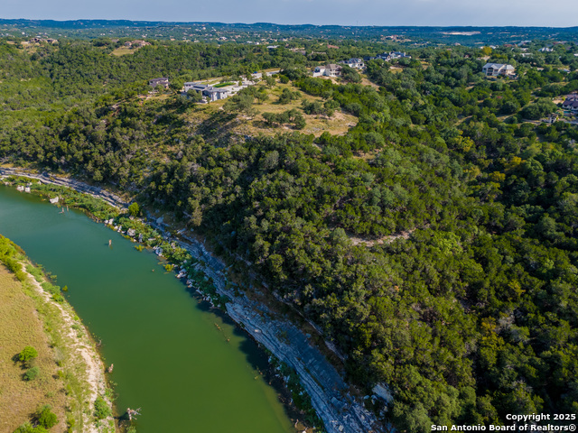 Image 8 of 21 For 255 River Bend Place